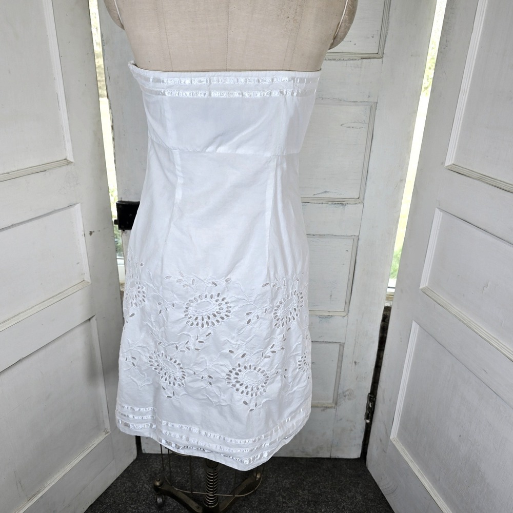 BMOSS white strapless dress with eyelet and ribbon 8 - Picture 5 of 6